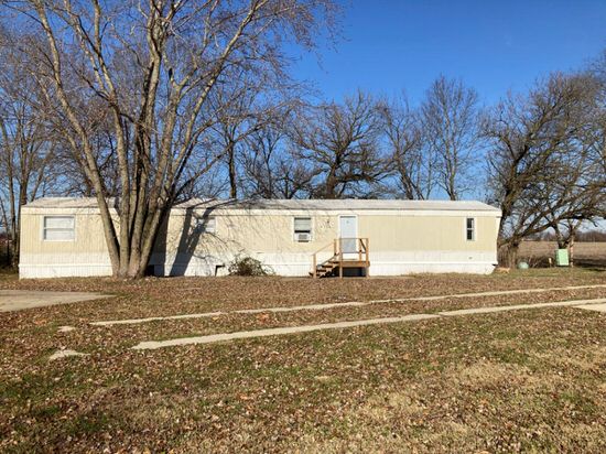 631 W Elm Unit 165 Charleston IL 61920