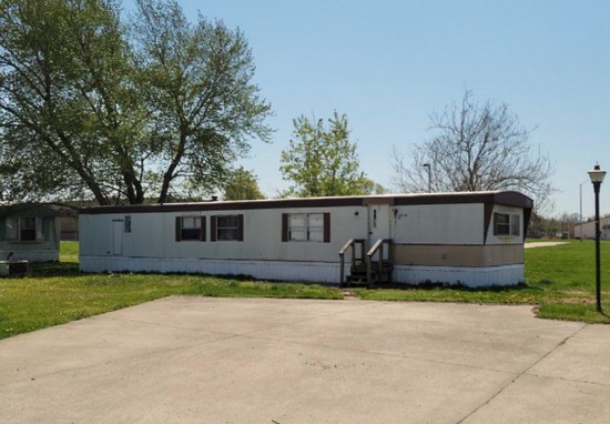 646 W Elm Avenue Unit 220 Charleston IL 61920