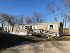 533 W Elm Avenue Unit 180 Charleston IL 61920