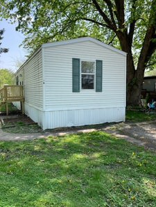 Five Point Mobile Home Park - Home Pictures